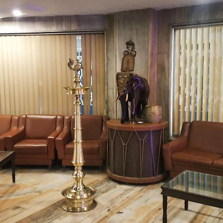 Hotel Elite International Thrissur Exterior foto